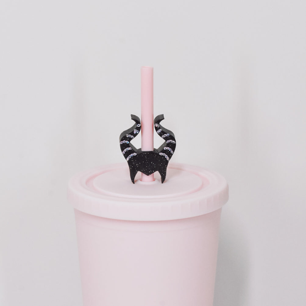 Dragon Queen Straw Charm