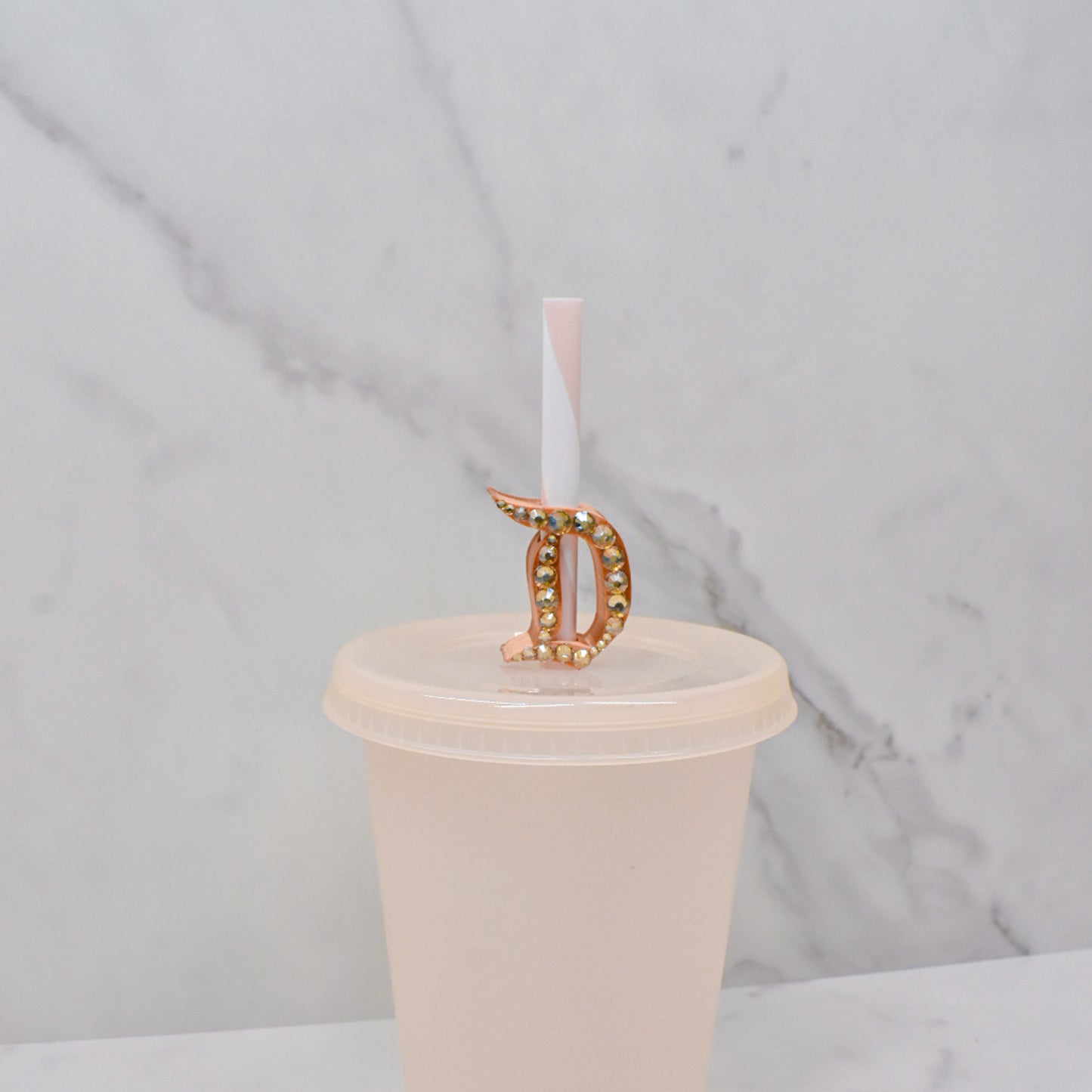 D Straw Charm