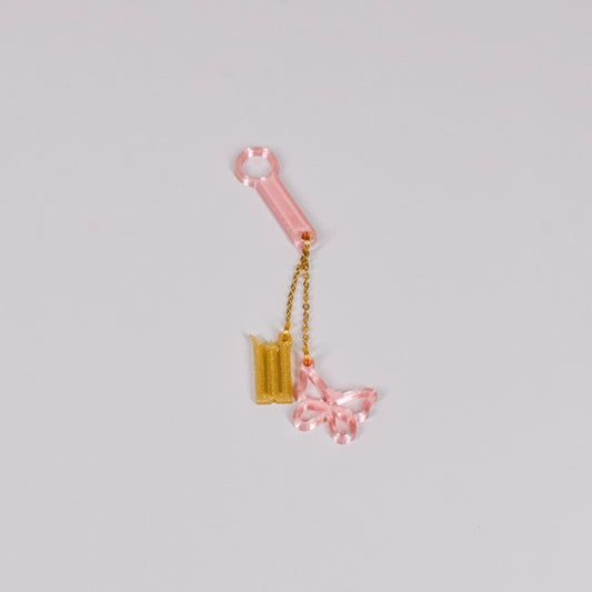 Wicked Straw Dangle